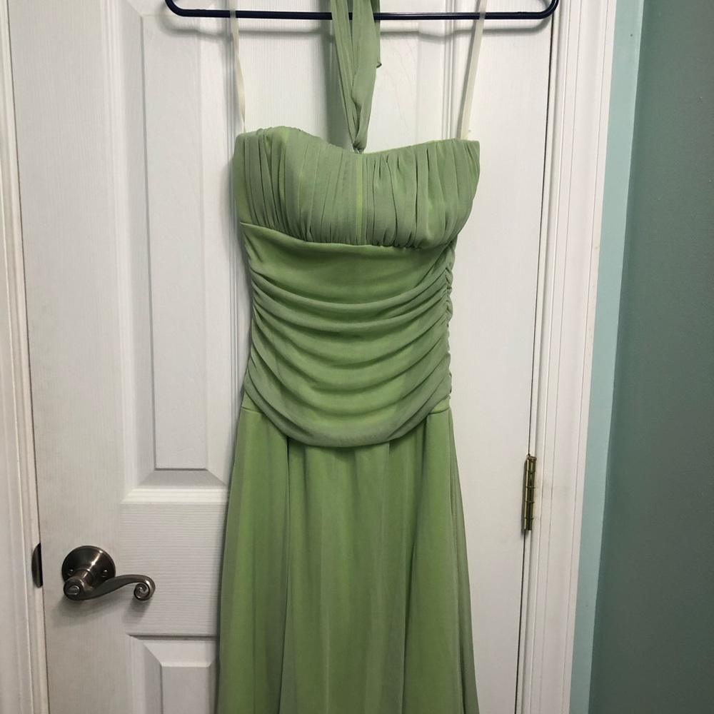 Pretty green halter dress size M